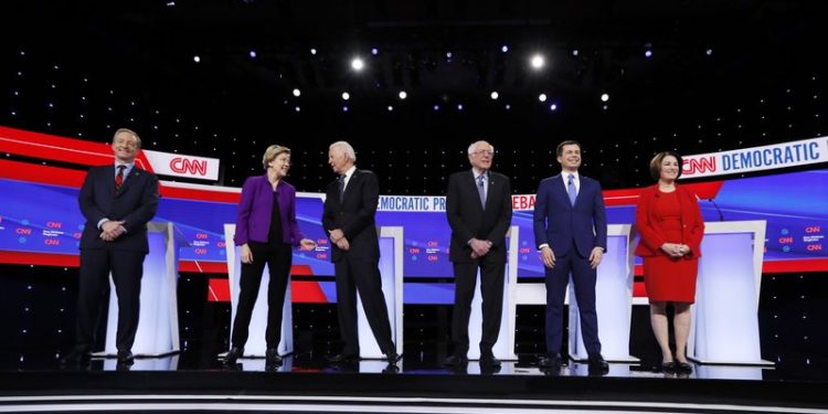 Candidatos demócratas apuntan con todo al ‘supermartes’