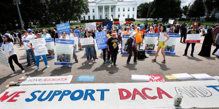 Estudio muestra que Florida podría perder más de 22.000 empleos si dan fin a DACA