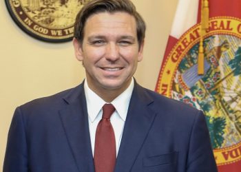 Florida espera calma en la noche de elecciones en medio de dramas de recuento