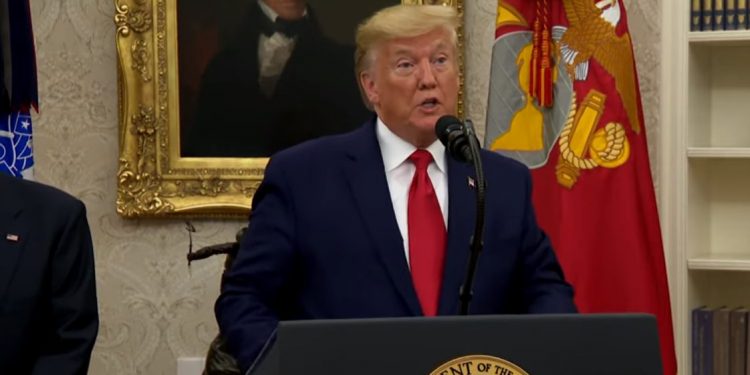 Gobierno de Trump tomará medidas para enfrentar el coronavirus