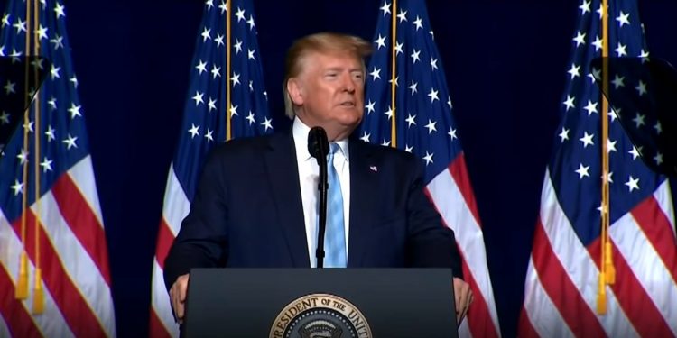 Presidente Trump podría conceder una protección migratoria a los dreamers