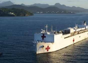 Trump envía buques hospitales a Nueva York por coronavirus