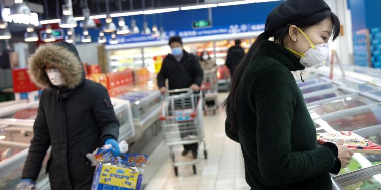 Persisten riesgos de transmisión del coronavirus según China