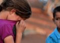 NYT: Casi un millón de niños se quedan atrás en Venezuela mientras los padres emigran