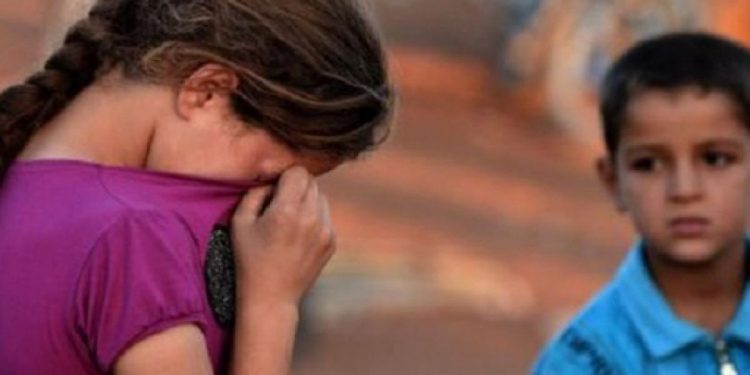 NYT: Casi un millón de niños se quedan atrás en Venezuela mientras los padres emigran