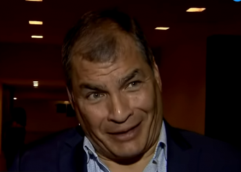 Ex presidente Rafael Correa es sentenciado a 8 años de prisión por «cohesión agravada»
