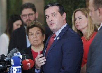 Representante de Florida, Javier Fernández: «Dejemos de lado la política y trabajemos juntos para cumplir con nuestras familias trabajadoras»
