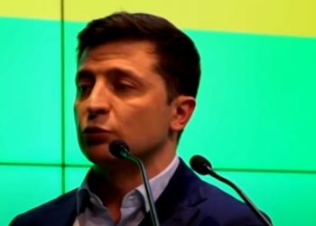 Presidente de Ucrania, Volodímir Zelenski, ofrece 1 millón de dólares a quien descubra la vacuna del coronavirus