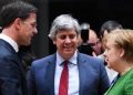 El eurobono es un mal necesario: Penaliza a los que hacen bien la tarea y premia a los que ni siquiera van a clases, pero el mundo exige solidaridad