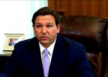 Ron DeSantis y Nikki Fried solicitan investigación sobre el sistema de desempleo