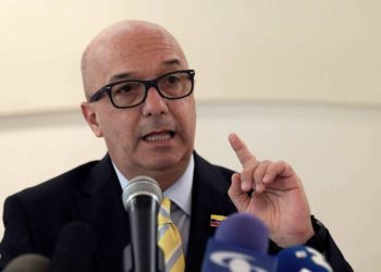 ¡Lo dejó sin habla! Respuesta de Simonovis ante acusaciones del dictador sobre «Operación Gedeón»