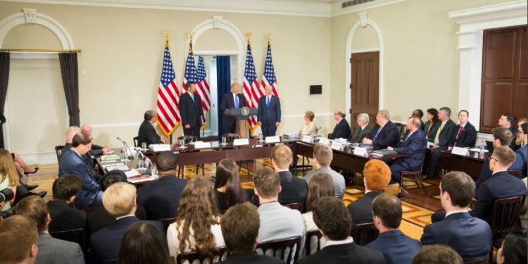 Trump informó que Operación Gedeón en Venezuela “no tiene nada que ver” con gobierno de EEUU