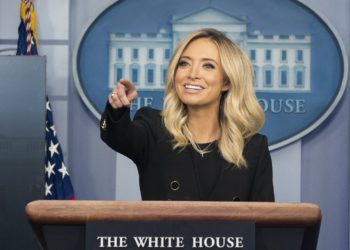 Trump rechaza renombrar bases militares que honran a generales confederados