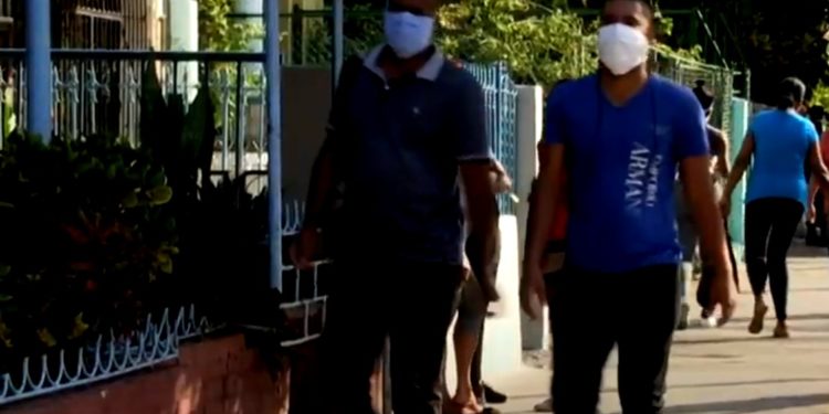 Cuba inicia desconfinamiento antes de abrirse al turismo