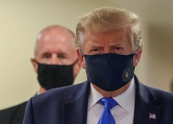 Trump rechazó uso de mascarillas a nivel nacional