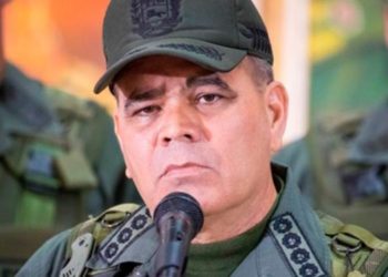 Maduro ratificaría por sexta vez a Vladimir Padrino López como su ministro de Defensa