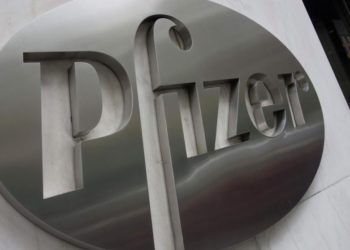 EEUU compra 600 millones de dosis de vacuna Pfizer y Biotech contra coronavirus