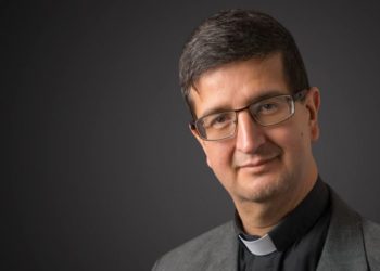 Sacerdote considera que la oposición se está exponiendo a mayores niveles de rechazo en Venezuela