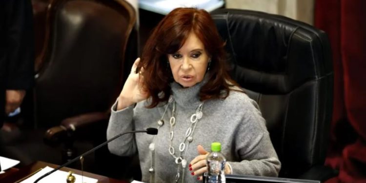 Cristina Kirchner lanza ofensiva en el Congreso para forzar renuncia del procurador Eduardo Casal
