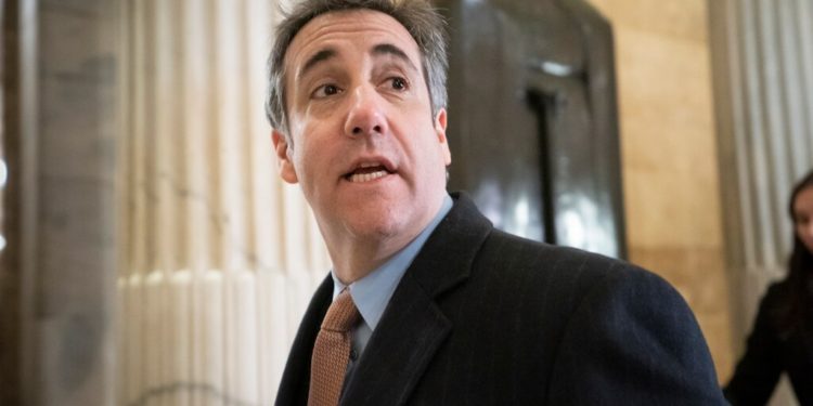 Michael Cohen, ex abogado de Trump lo acusa de corrupción y fraude
