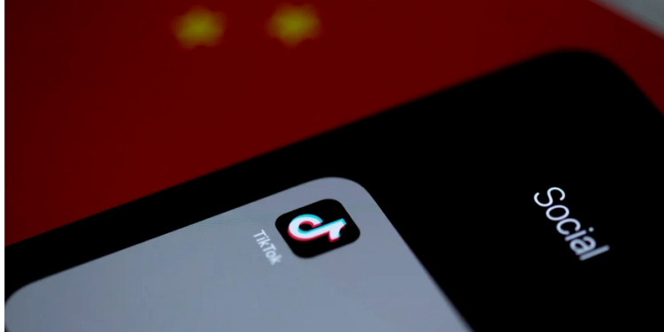 TikTok le responde a Trump que no planea irse «a ninguna parte»