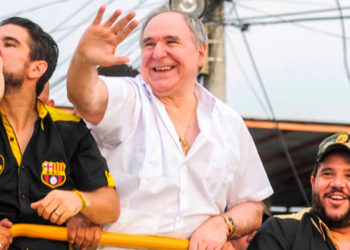 “Te doy la mano, me das la mano”, le dice Bucaram a israelí asesinado en audio que comprometen al ex presidente de Ecuador