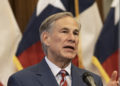 Gobernador de Texas anuncia nueva etapa de reapertura de la economía del estado