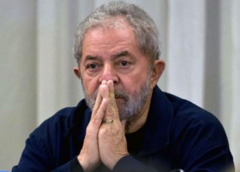 Fiscales del Lava Jato denuncian a Lula por lavado de dinero