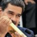 ¡Irán lo admitió! Dictadura de Maduro paga envíos de gasolina a Venezuela con aviones llenos de oro