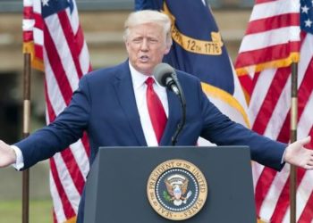 Trump pide a votantes probar la seguridad del sistema electoral, pero causa confusión con la sugerencia