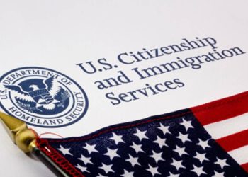 Qué significa el “pago premium” para trámites migratorios que avanza en el Congreso