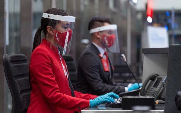 Atrévase a volar ahora cuando los pasajes están baratos