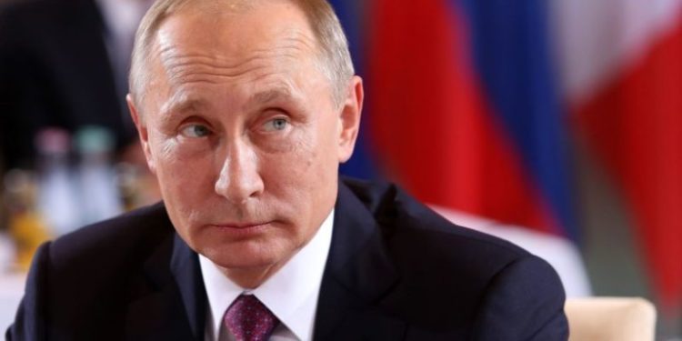 Putin deja entrever que sí existe injerencia rusa en elecciones estadounidenses