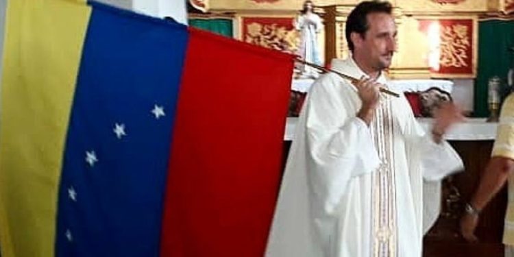 Venezuela conmovida por asesinato de sacerdote