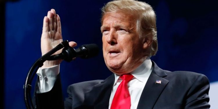 Trump dijo que tiene años denunciando la supremacía blanca