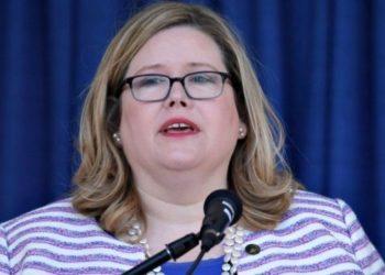 Una mujer tiene la llave de la transición de Biden