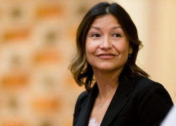Julie, la ministra de Biden, es nieta de César Chávez
