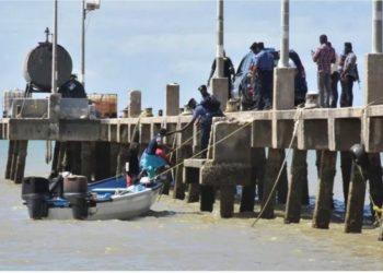 Se desconoce el paradero de 16 niños venezolanos deportados en bote por Trinidad
