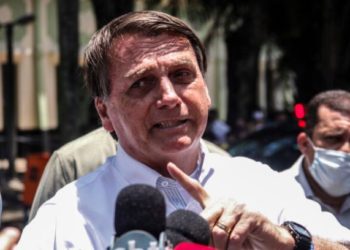 Bolsonaro sigue los pasos de Trump y canta fraude en Brasil