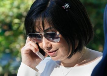 Acusada ex tesorera venezolana de lavado de millones de dólares