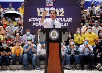 La Consulta sí es vinculante porque lo establece la Constitución venezolana