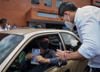 Oposición venezolana lanza su Consulta Popular con apoyo de EEUU