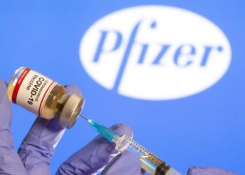 Canadá se monta en el tren de las vacunas: aprueba compras a Pfizer y BioNtec