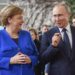 Putin y Merkle conversan sobre producción conjunta de vacunas