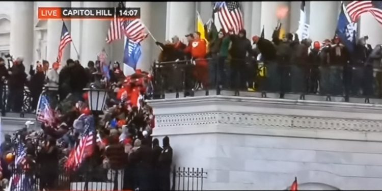 Algunos aspectos notables de la irrupción de seguidores de Trump al Capitolio