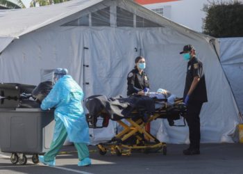 COVID-19: las reuniones navideñas han abarrotado los hospitales de Estados Unidos