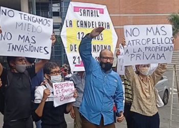 ¡Cinismo exacerbado! Invaden viviendas en Venezuela para recompensar a colectivos