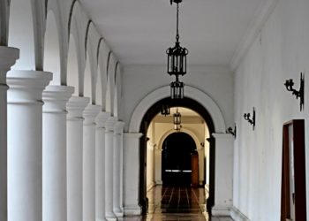 Academia Nacional de Medicina ofreció asesoría para un plan de vacunación