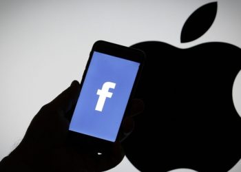 Guerra de declaraciones entre Apple y Facebook: los datos de usuarios son el punto