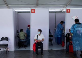 Chile confirma que vacunará incluso a los inmigrantes en situación irregular
